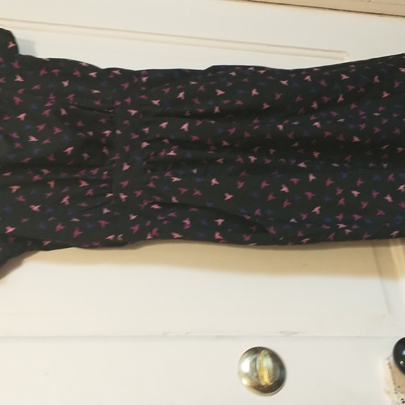 Angie size S black short sleeve dress w/ pink pattern and criss cross open back - Picture 2 of 5